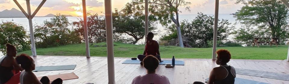 Yoga 1 malaika top bild4